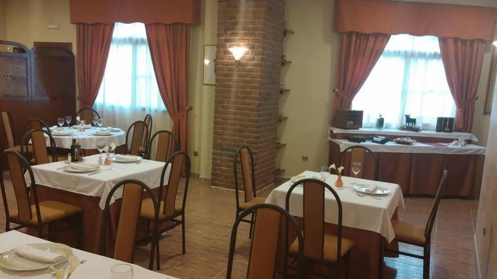 Torrijos Otel Cheste Dış mekan fotoğraf