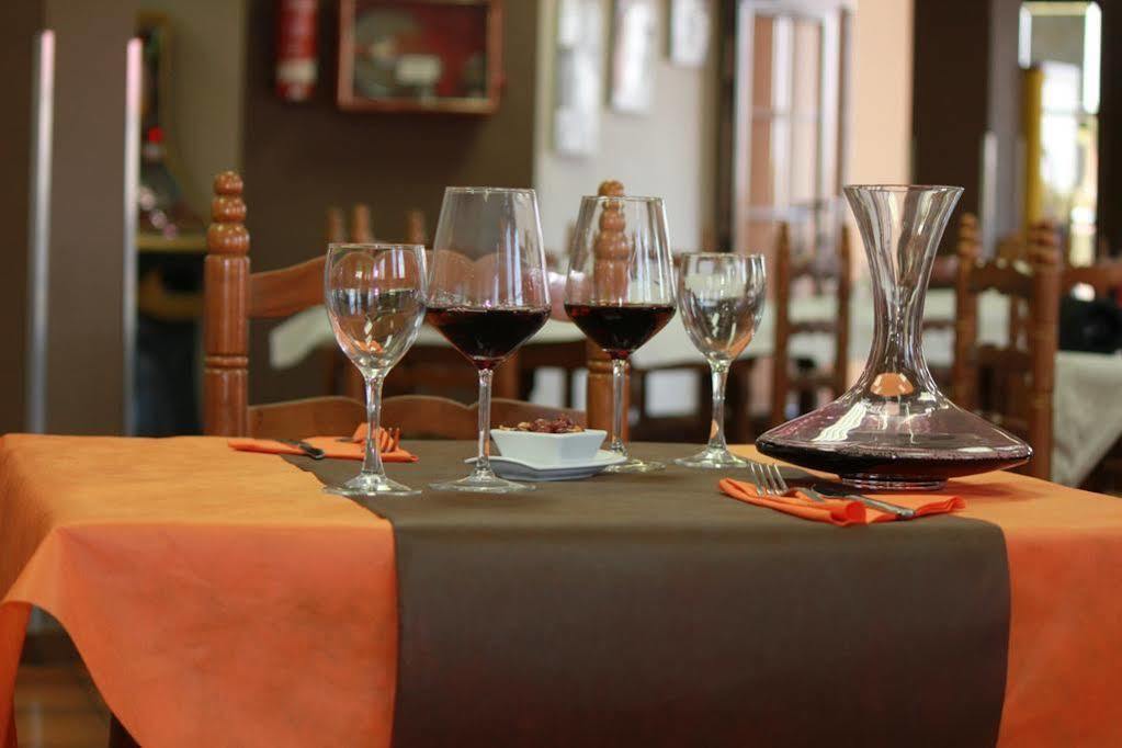 Torrijos Otel Cheste Dış mekan fotoğraf